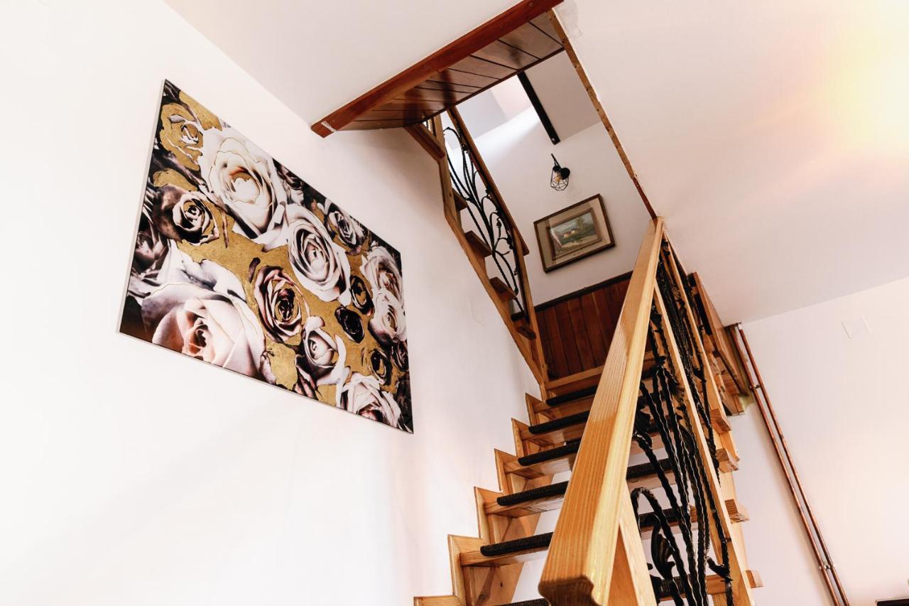 Casa Tamplarului Villa อัลบายูเลีย ภายนอก รูปภาพ